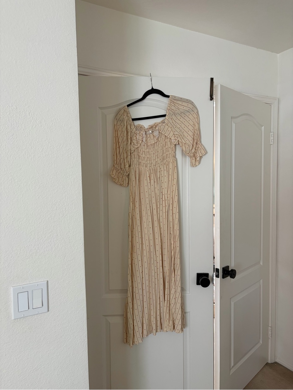Nora Lee puff sleeve midi with slit